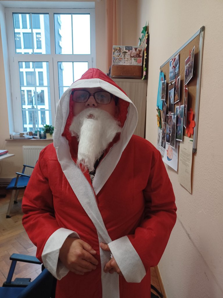 Mikołaj 20231121 115926 768x1024